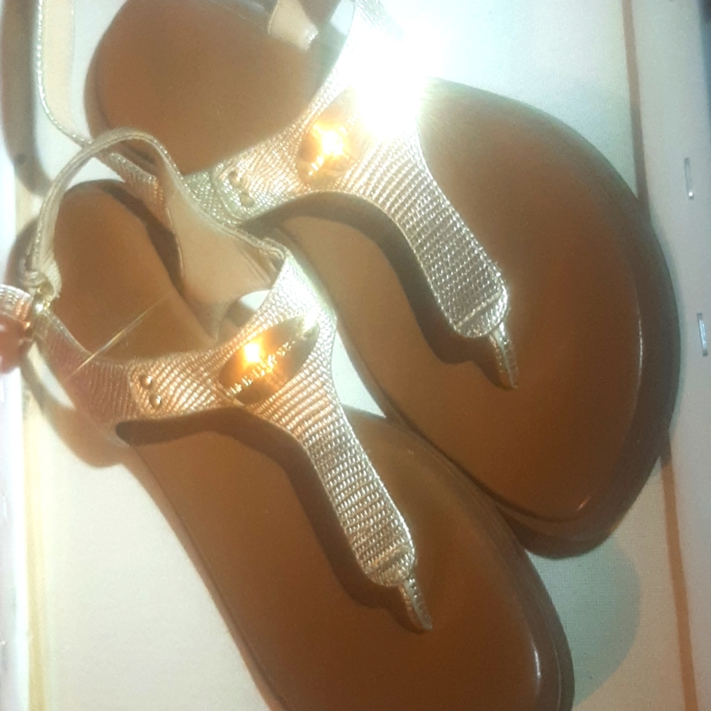 Micheal Kors  size 6.5 sandles